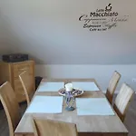 Alter Badweg 3 *