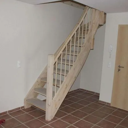 Alter Badweg 3 *
